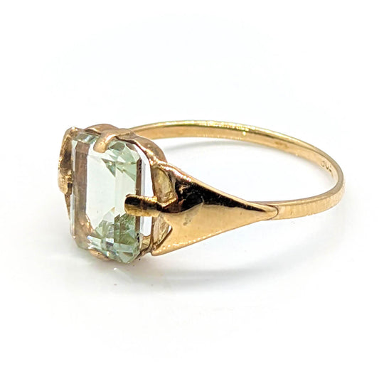 9ct Yellow Gold Emerald-Cut Synthetic Prasiolite Ring