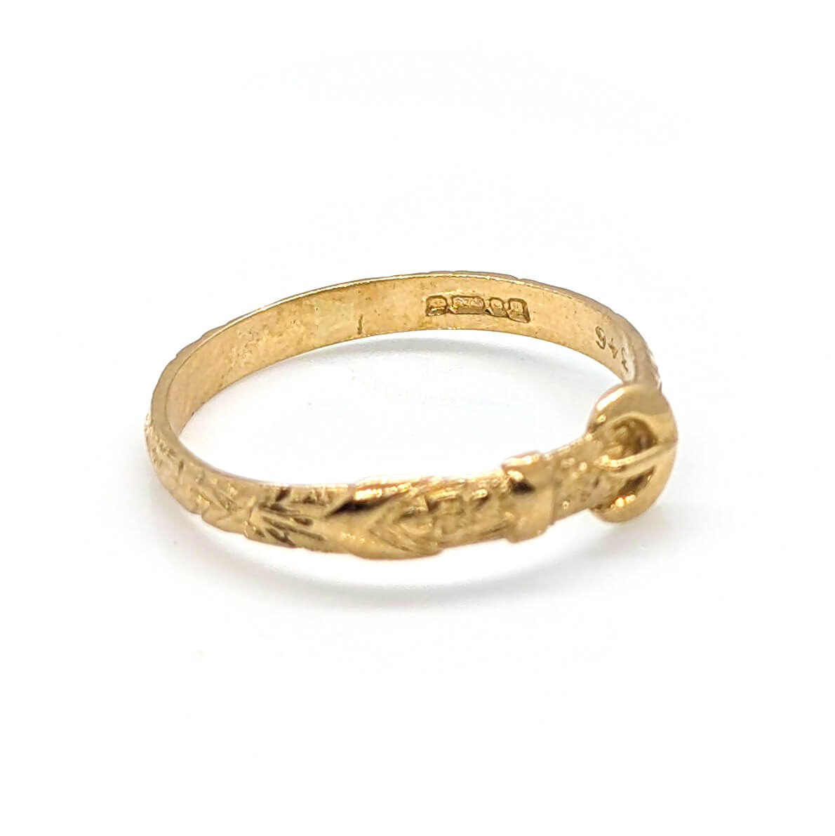 9ct Yellow Gold Detailed Belt Buckle Ring