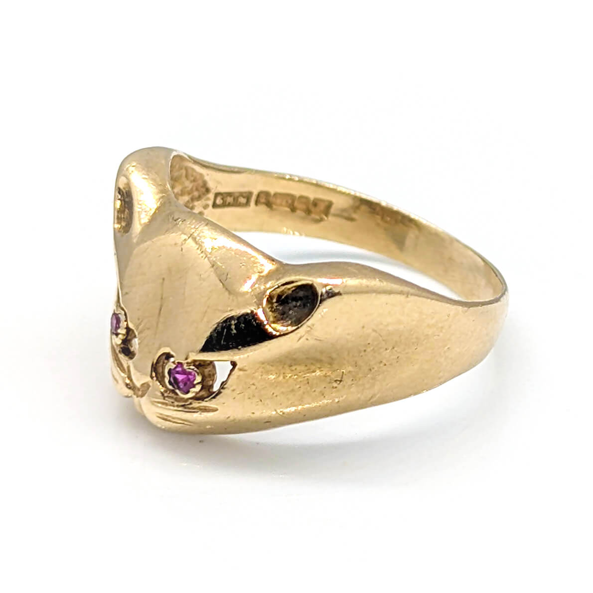 9ct Yellow Gold Ruby-Eyed Cat Face Ring