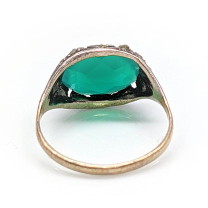 9ct Yellow Gold Chrysoprase and Marcasite Ring