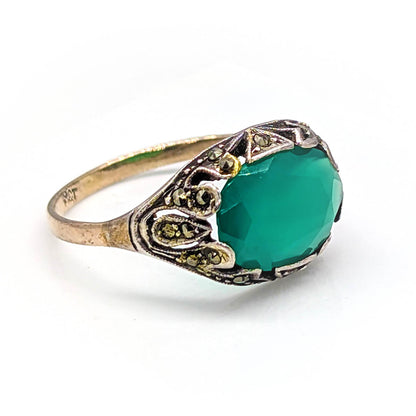 9ct Yellow Gold Chrysoprase and Marcasite Ring