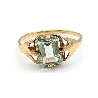 9ct Yellow Gold Emerald-Cut Synthetic Prasiolite Ring