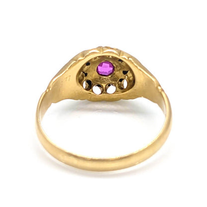 18ct Yellow Gold Daisy Cluster with Ruby and Diamonds
