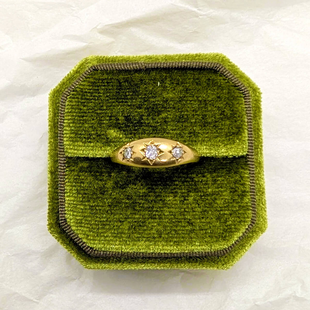 Antique 18ct Yellow Gold Trilogy with OMC and Rose Cut Diamonds