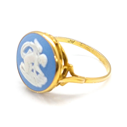 9ct Yellow Gold Wedgwood Jasperware Cherub Ring
